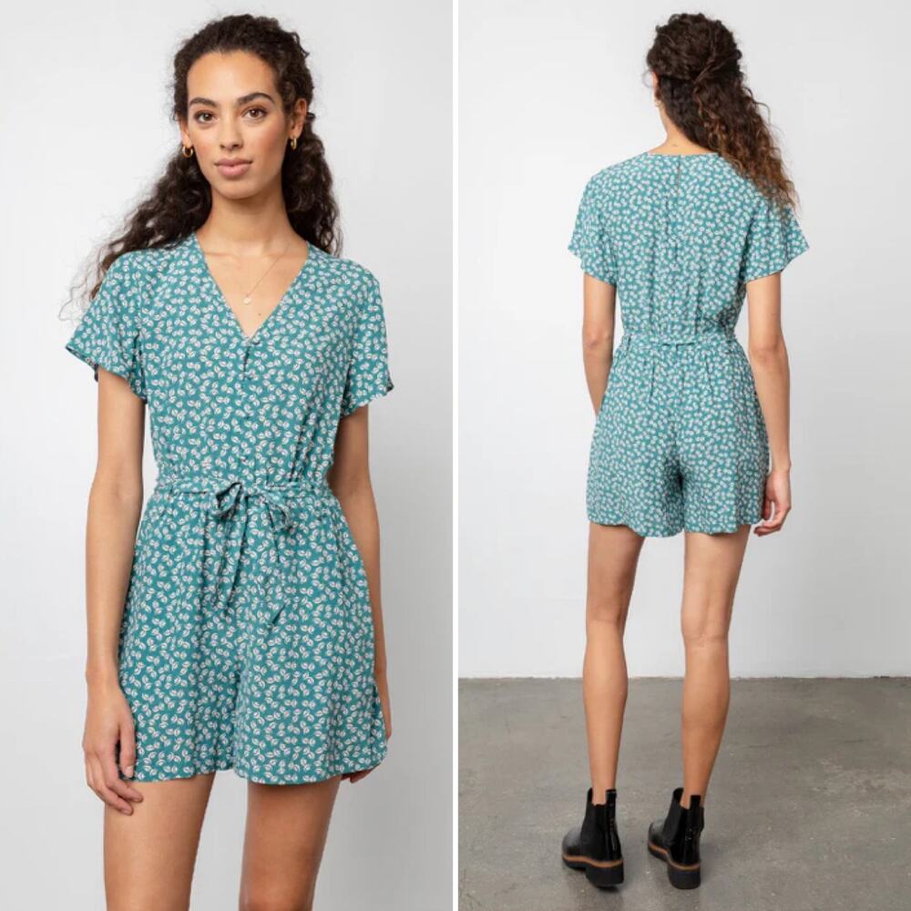 Rails Sophia Romper Lotus Green Floral Lightweight Flutter Sleeve Size XS Chic